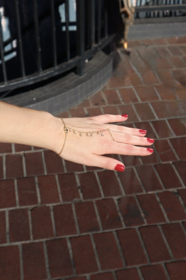 Pulsera Élara GIOLIÀ — cadena delicada con cristales